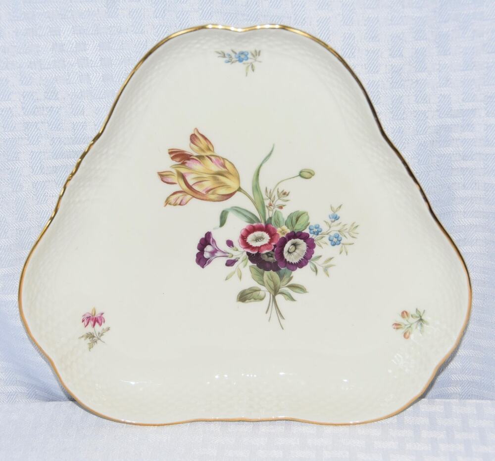 Royal Copenhagen 1950s Triangle Serving Plate Beautiful Tulip Bouquet Floral